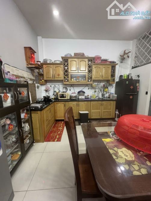 Bình Tân, gần MT Trương Phước Phan, nhà mới đẹp 4 tầng, ngang 4.5m, giá rẻ. - 1