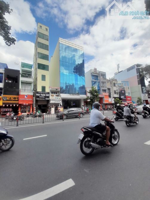 BÁN GẤP NHÀ MT ĐƯỜNG 3/2, P11 Q10 – GIÁ TỐT NHÀ KHU  ĐẤT VÀNG  42m2 NGANG 6 CHỈ 17.7 TỶ - 1