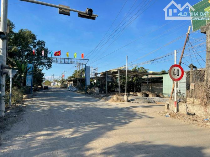 CẦN BÁN GẤP 677M² ĐẤT THỔ CƯ – PHÙ HỢP XÂY 5 CĂN NHÀ LIỀN KỀ – GIÁ SIÊU TỐT - 1