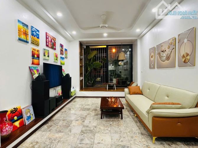 NHÀ PHÂN LÔ _ NGHĨA ĐÔ _ CẦU GIẤY _ 44M2 x 5 TẦNG _ GIÁ 15 TỶ - KINH DOANH - 1