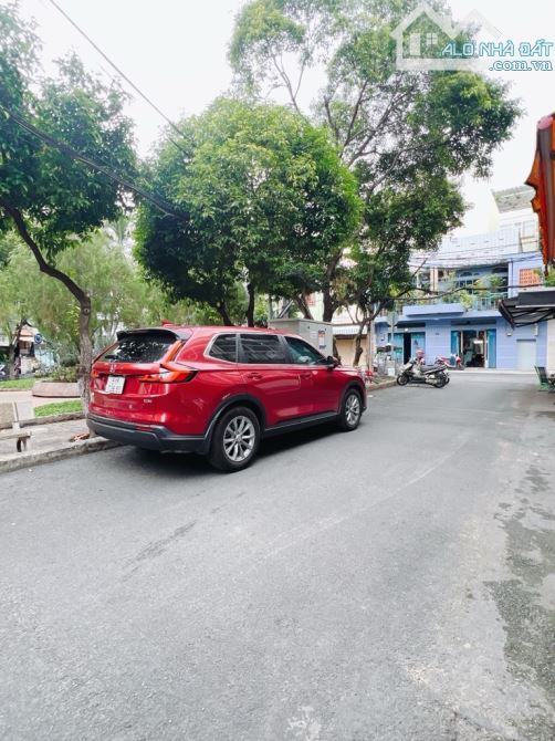 NHÀ MẶT 💵 ĐƯỜNG SỐ Q4 - 73,4m2 - 3 TẦNG BTCT . ĐƯỜNG 6m XE 7 CHỔ VÔ TƯ RA VÀO - 1