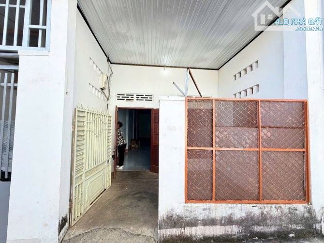 BÁN NHÀ HẺM 153 PHAN CHU TRINH - BÊN HÔNG TRƯỜNG MN HOẠ MI. GIÁ 2,75 tỉ - 1