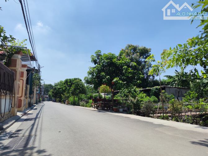 NHỈNH 4 TỶ CÓ NGAY LÔ ĐẤT Ô TÔ TẢI ĐỖ CỬA 20M RA TRỤC KINH DOANH - GẦN CẦU THƯỢNG CÁT - 1
