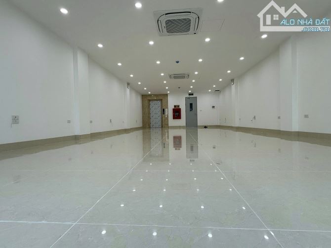 BÁN TÒA NHÀ MẶT PHỐ NGUYỄN NGỌC NẠI, THANH XUÂN - 103M² x 9T CÓ HẦM - DÒNG TIỀN 200TR/TH - 1