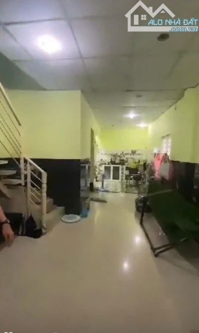 Bán Gấp nhà Tân Hương Tân Phú gần chợ Tân Hương 50m2,hẻm 8m 2Tầng Nhỉnh 5 tỷ - 1