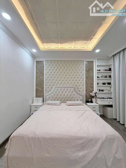 BÁN BIỆT THỰ ĐẲNG CẤP KDC MEGA RUBY,KHANG ĐIỀN,159m²,3 Lầu,Chỉ 20.5 Tỷ - 13