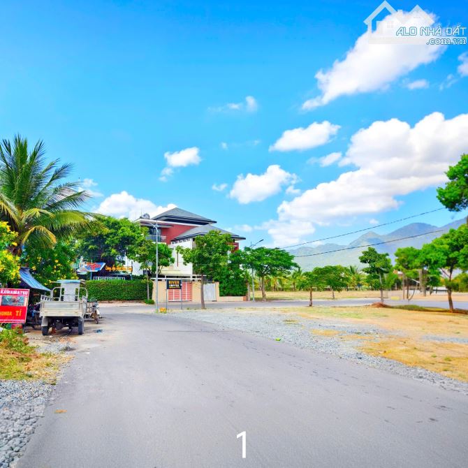 Bán các lô liền kề và biệt thự khu đô thị Ven Sông Tắc, Nha Trang - 1