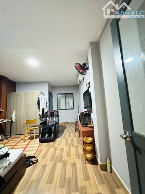 BÁN NHÀ TẠ MỸ DUẬT 83M2 4 TẦNG 7PN THU NHẬP 35TR/THÁNG CHỈ 7.5 TỶ KHU TÊN LỬA GIÁP QUẬN 6 - 4