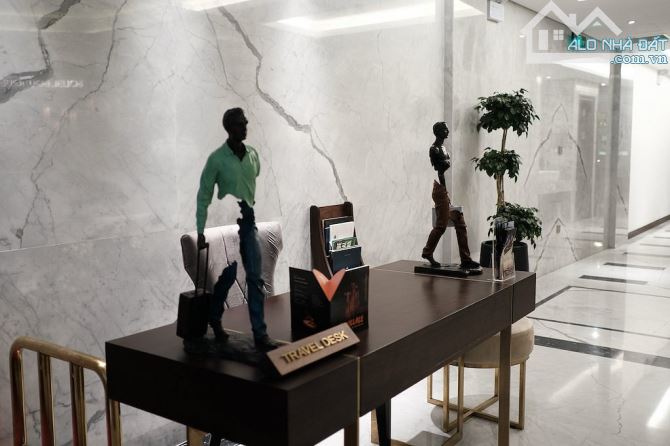 Khách Sạn MP Cửa Bắc, 180m2 x 15 Tầng - MT 7.5m - 50 Phòng - 185 Tỷ - Dòng tiền 33 Tỷ/năm