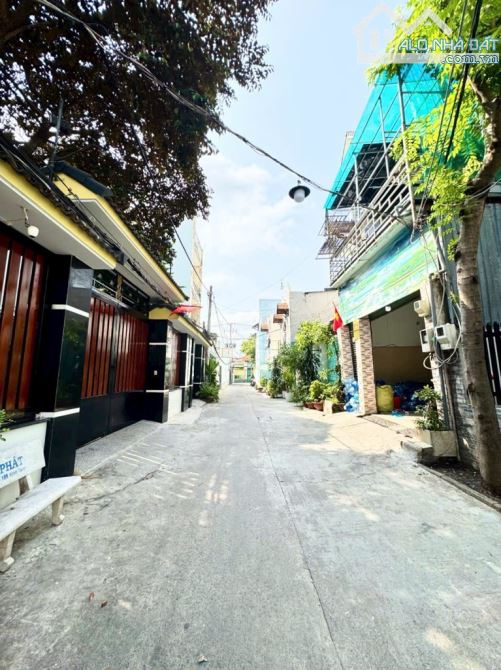 Ban nhà 3 tầng, huỳnh tấn phát, thị trấn nhà bè, hẻm xe hơi, giá 6.4 tỷ - 2