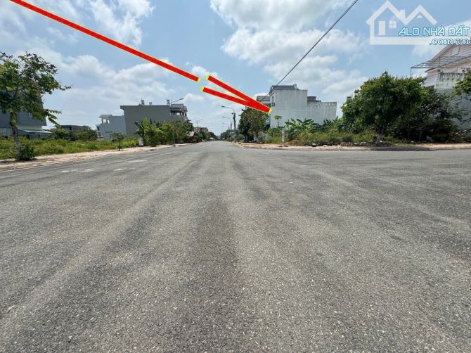 Kẹt Tiền Cắt Lỗ Lô 140M2, SHR, Giá 1 tỷ 9, Ngay Chợ Đại Phước, Ra Vành Đai 3 10ph - 2