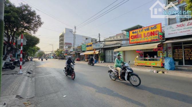 Nhà mặt tiền kinh doanh gần ngã tư 550, phường Dĩ An, Tp Dĩ An - 2