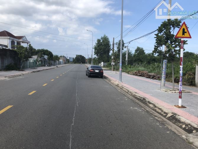 Bán đất tặng căn nhà đẹp biển Lộc An-Phước Hải-đường Hàng Dương-dt:200m2-10x20-full thổ cư - 2