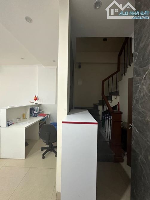 PHÂN LÔ PHẠM TUẤN TÀI 20m RA PHỐ OTO TRÁNH VỈA HÈ KINH DOANH 7 TẦNG THANG MÁY 55m MT 5m - 2