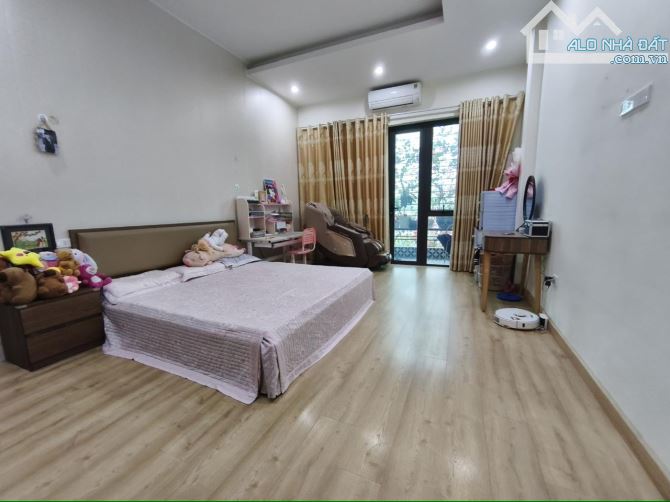 Cô Giáo về hưu bán nhà TRẦN DUY HƯNG, 69m2, 5 tầng, Gara OTO, gần trường Arm, hơn 21 tỷ - 2