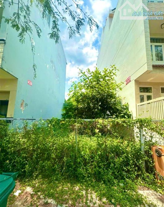 MT KHU PHÂN LÔ VEN SÔNG, TÂN PHONG Q7, 126 M2, NGANG 7M, CHỈ 20.5 TỶ TL. - 2