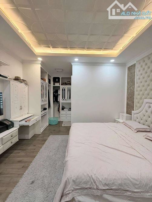 BÁN BIỆT THỰ ĐẲNG CẤP KDC MEGA RUBY,KHANG ĐIỀN,159m²,3 Lầu,Chỉ 20.5 Tỷ - 2