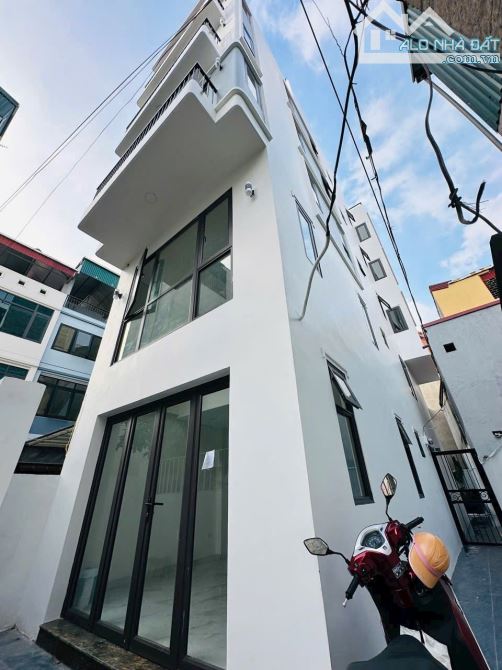 Bán nhà vũ xuân thiều, 40m2 thang máy, lô góc, vị trí đẹp - 2