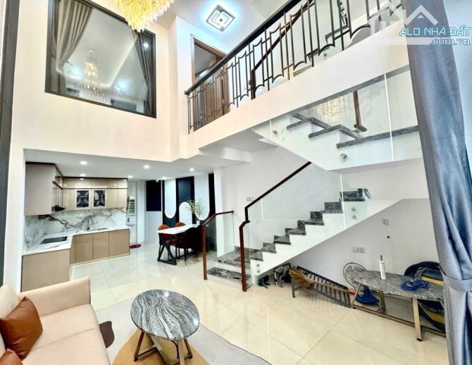 GẤP BÁN - NHÀ ĐẸP 4Tầng (5.2 x 12) 4P ngủ - 15m ra HẺM OTO TRÁNH giá chỉ 7.3tỷ - 2