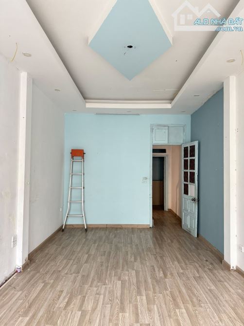 MẶT PHỐ TRẦN QUÝ KIÊN 20 TỶ DT 40M MT 4M 5T Ô TÔ TRÁNH KINH DOANH TẤP NẬP NGÀY ĐÊM. - 2