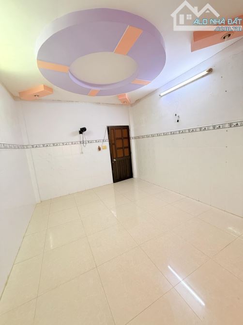 Nhà Âu Cơ_ P9, Tân Bình. DT 34m2. 2 tầng. Ngang 3.5m x dài 9.5m. Giá 3.95 tỷ. - 2