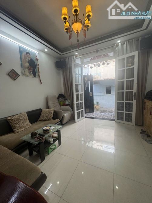 Bình Tân, gần MT Trương Phước Phan, nhà mới đẹp 4 tầng, ngang 4.5m, giá rẻ. - 2