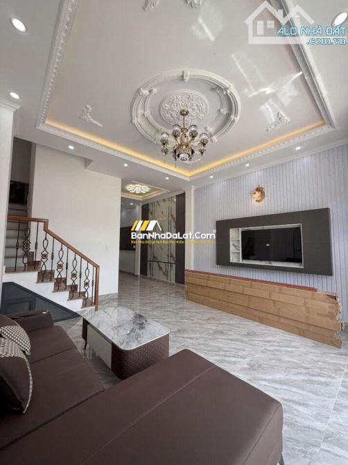 🏡Bán nhà Mặt Tiền đường KQH Tô Hiến Thành,p3 ( phường Xuân Hương ).Cửa ngõ vào Tp.Đà Lạt - 2