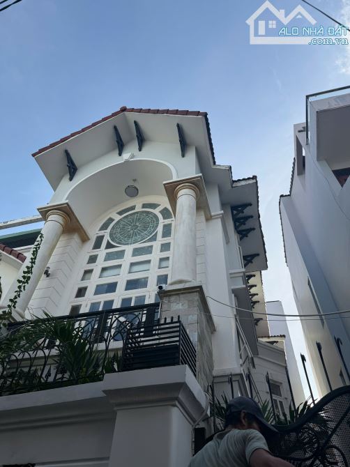 BÁN BIỆT THỰ 3 TẦNG ST – NGAY TRỤC PHAN ĐĂNG LƯU DT 15x17 CN 258m2 giá 28 tỷ - 2