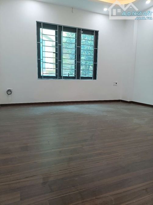CỰC HIẾM  33m  NHÀ ĐẸP NGÕ 2 HỮU LÊ CHỈ HƠN 4 TỶ  Gần Hà Đông, Cầu Bươu, Cầu Tó, Đại Than - 2