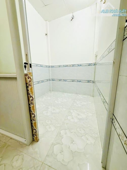 Bán nhà gần mặt tiền Bình Tiên, Văn Thân, Quận 6 – 3 tầng, chỉ hơn 1 tỷ, sổ riêng. - 2