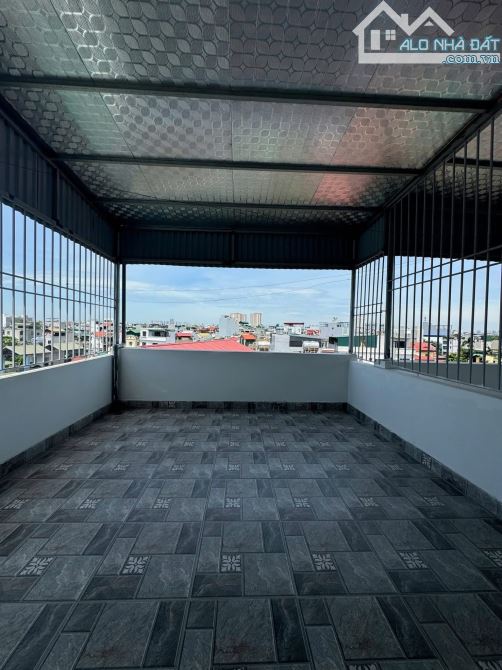 BÁN NHÀ PHÂN LÔ Ô TÔ TRÁNH NGUYÊN HỒNG 70M2 - 5 TẦNG - 5.8M MT - 27 TỶ - KINH DOANH TỐT - 2
