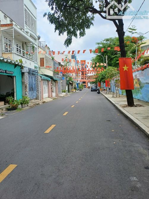 Cần bán nhà MT đường Trần Khánh Dư, Quận 1,DT:4,5mx16, K/C 4 tầng, Giá chỉ 27 tỷ - 2
