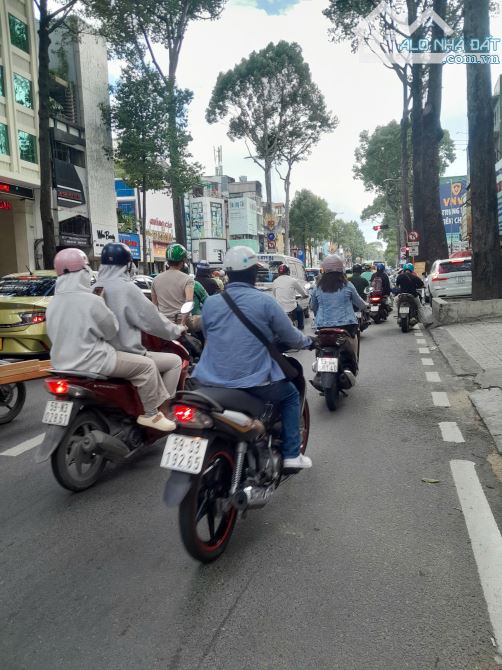 BÁN GẤP NHÀ MT ĐƯỜNG 3/2, P11 Q10 – GIÁ TỐT NHÀ KHU  ĐẤT VÀNG  42m2 NGANG 6 CHỈ 17.7 TỶ - 2