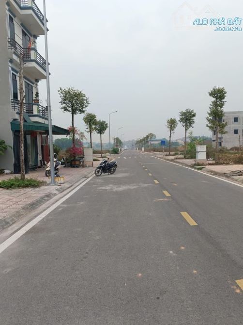 BÁN LÔ ĐẤT KĐT TIẾN PHAN NHÃ NAM, TÂN YÊN, BẮC GIANG - 85M2 - 1,8 TỶ - 2