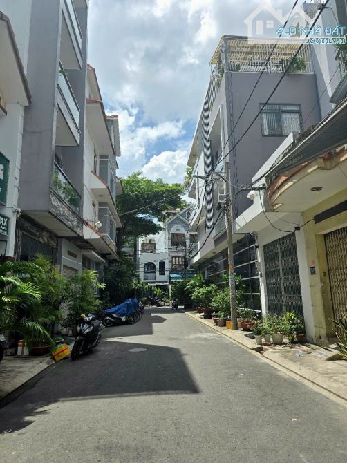 🏘♨️TT TÂN PHÚ HẺM NHỰA 8M KHU ĐỒNG BỘ CAO TẦNG KHÔNG LỘ GIỚI - 64 M2 - 4x16M - CHỈ 8.2 TỶ - 2