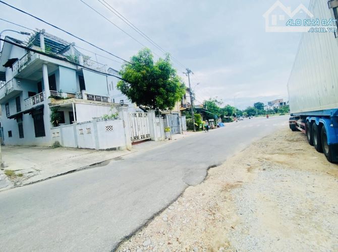 Bán đất mặt tiền Trần Thái Tông _ ngay giao Đào Tấn và Đồng Khơi - 2