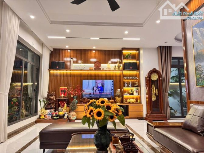 BÁN BIỆT THỰ KĐT TÂY MỖ VIEW CÔNG VIÊN 200M2 4T GIÁ 39TỶ - 2