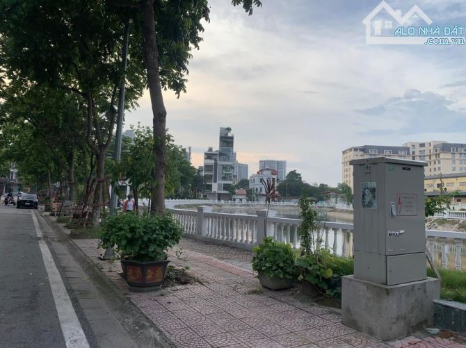 Nhà đẹp Lâm Hạ 79X5T, ngõ thông, vỉa hè, ô tô tránh, kinh doanh, view hồ, nở hậu 26.6 tỷ. - 2