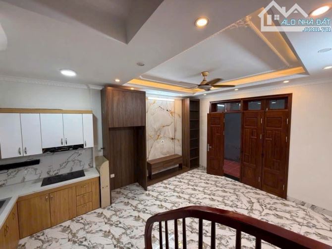 BÁN NHÀ MẶT PHỐ AN DƯƠNG TÂY HỒ 10 TỶ 30 5T MT 4M Ô TÔ TRÁNH KINH DOANH - 2
