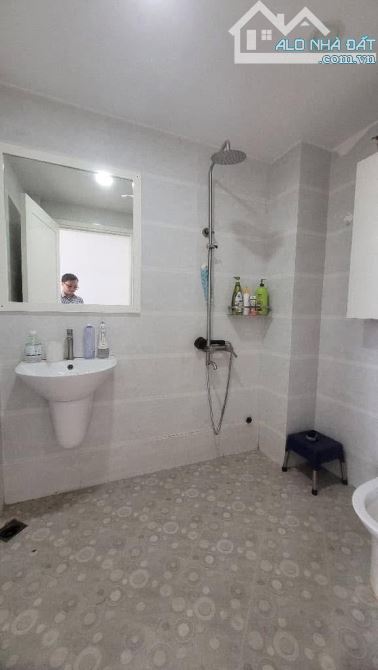 BIỆT THỰ ĐẸP - AN DƯƠNG VƯƠNG - VÕ BĂN KIỆT - HXH THÔNG - 142M2 - ( 7 X 20 )- 2 TẤM - CHỈ - 3