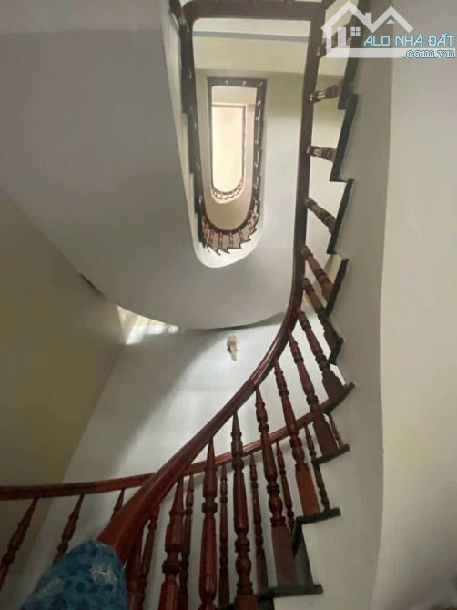 Biệt thự sân vườn Khu Tên Lửa - 200m2 vuông đẹp - gần AEON - Tâm Anh - 3