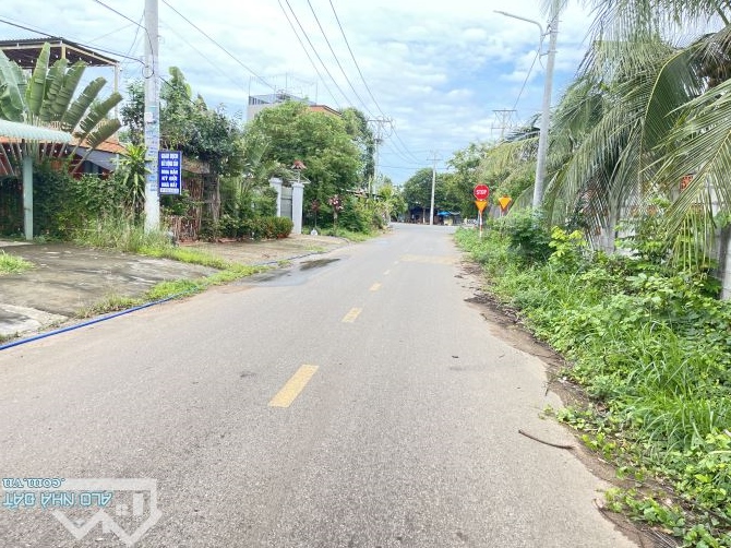 MẶT TIỀN ĐOÀN CHUNG CÒN THỊ TRẤN ĐẤT ĐỎ BRVR ; THÀNH PHỐ HỒ CHÍ MINH   Dt 683 m 12,5 x 55 - 3