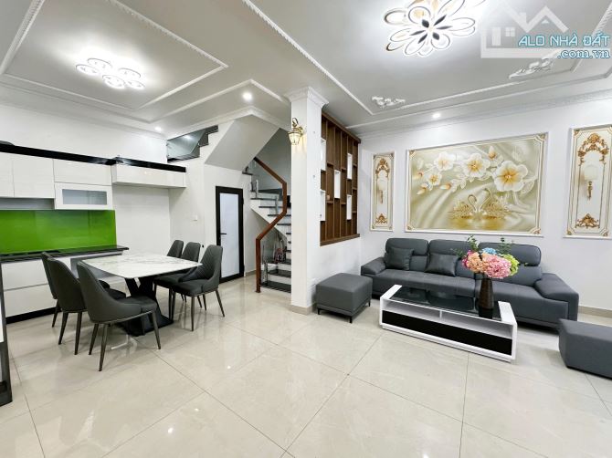 Bán nhà 3 tầng độc lập về ở luôn phố Hào Khê - 3