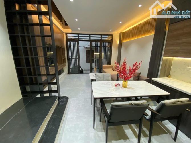 Chính chủ bán nhà 5 tầng, 48m, ở sướng, kinh doanh đỉnh, gõ ba gác, Hoàng Ngân - 3