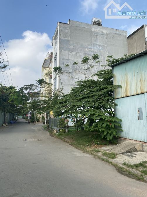 Bán nhà 1 trệt 2 lầu gần Khang Điền, Phú Hữu, Quận 9 - Giá chỉ 4.65 tỷ - 3