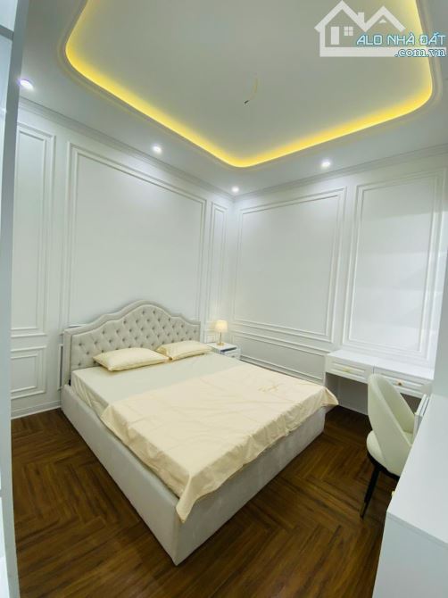 Lô góc duy nhất, nhà đẹp 4 tầng, 55m, thiết kế tân cổ điển, ở sướng, Láng Trung - 3