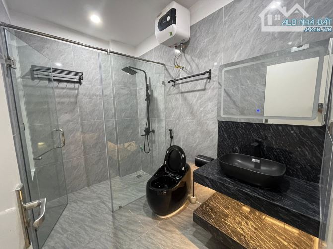 Lô góc duy nhất nhà 5 tầng, 41m, ở sướng, gần hồ Đầm Hồng, Bùi Xương Trạch - 3