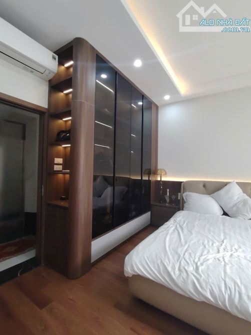 Bán nhà Bồ Đề, nhà đẹp ở luôn, thang máy, lô góc, 41m2, 6 tầng, 10.9 tỷ - 3