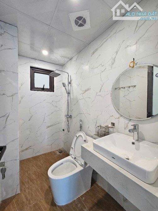 Bán nhà riêng tại Xuân Phương, 6,7 tỷ, 45 m2, 5 tầng thang náy, ô tô 10m sẵn full nội thất - 3