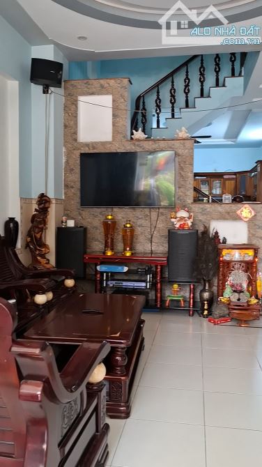 BÁN NHÀ ĐÔNG HÒA, LÔ GÓC VIP – NGANG KHỦNG 7.6M – NHÀ 3 TẦNG ĐẸP – CHỈ 7.95 TỶ‼️ - 3